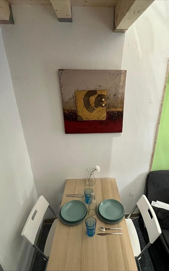 Mini Loft 12 Appartamento Nel Centro Di باري المظهر الخارجي الصورة
